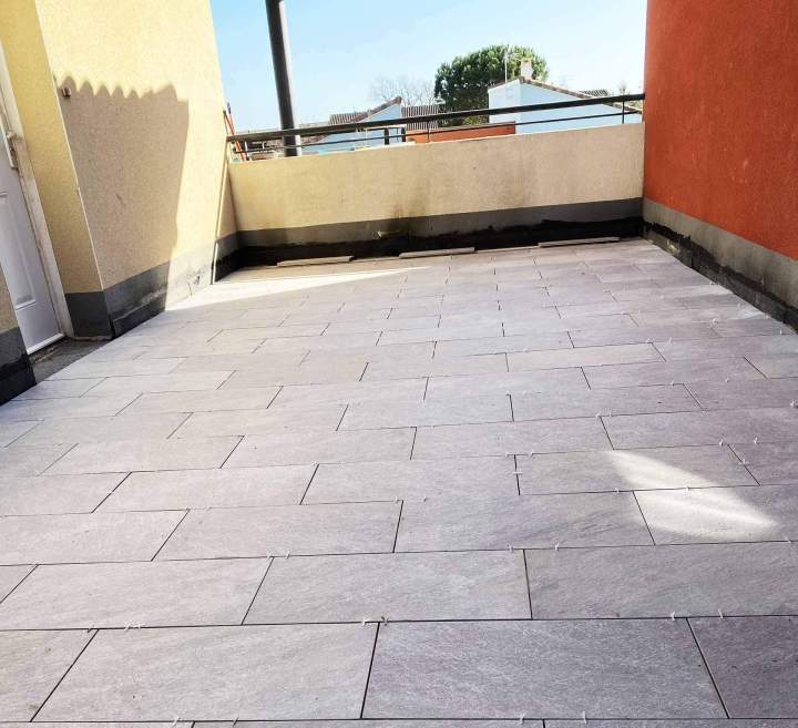 Pose carrelage extérieur Toulouse